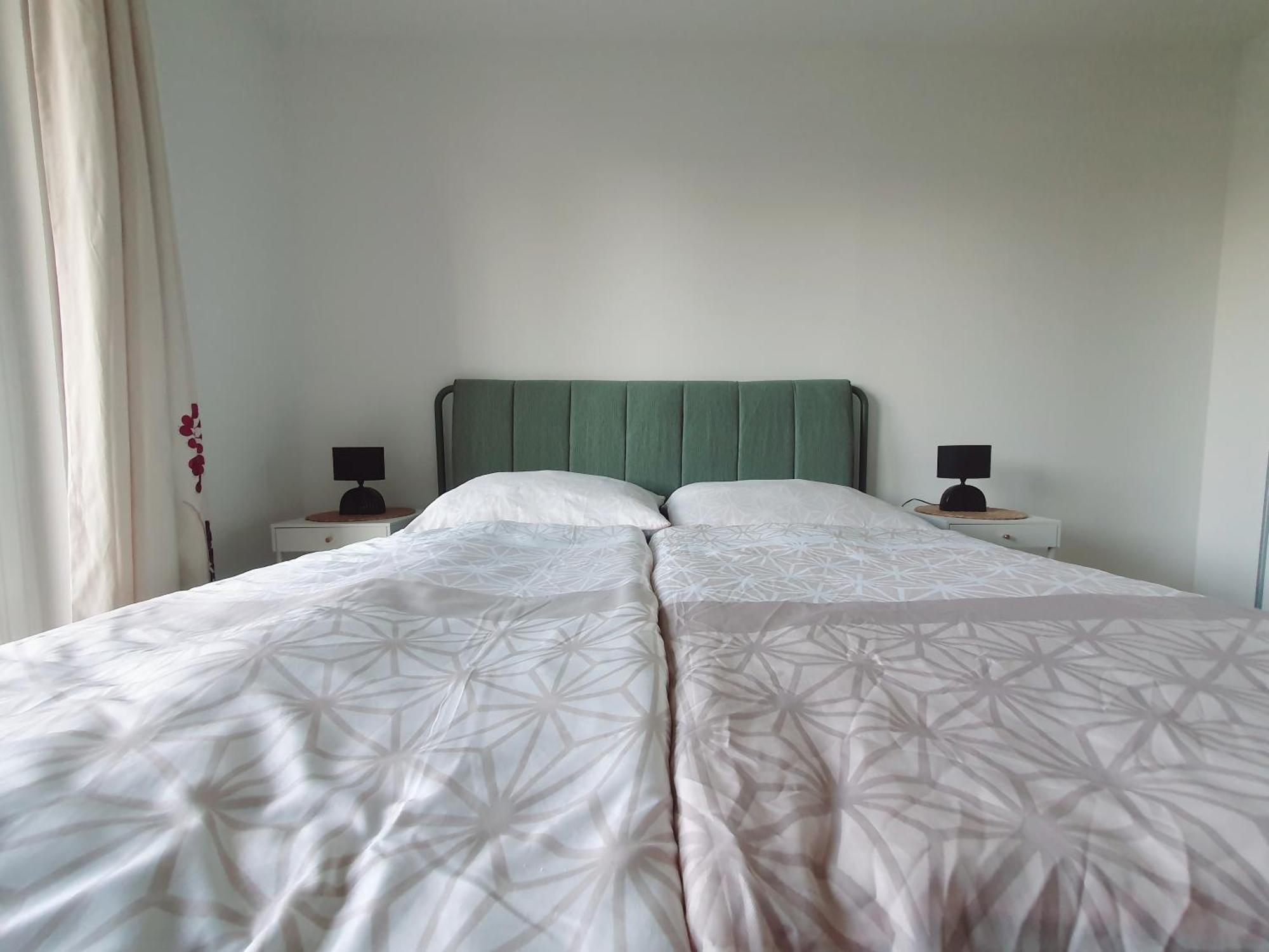 Near Lake One Bedroom Cute Apartment Wien Exteriör bild