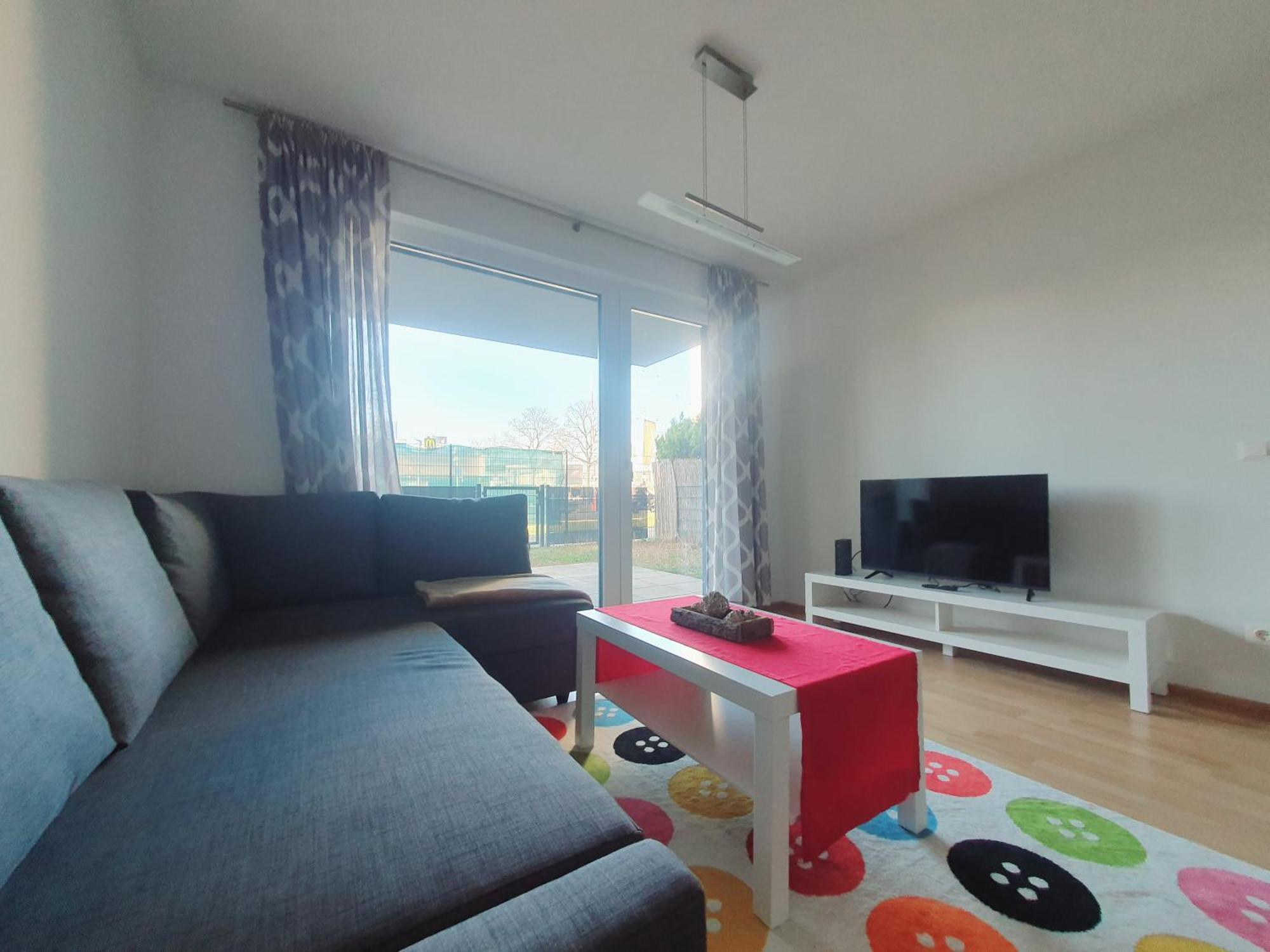 Near Lake One Bedroom Cute Apartment Wien Exteriör bild